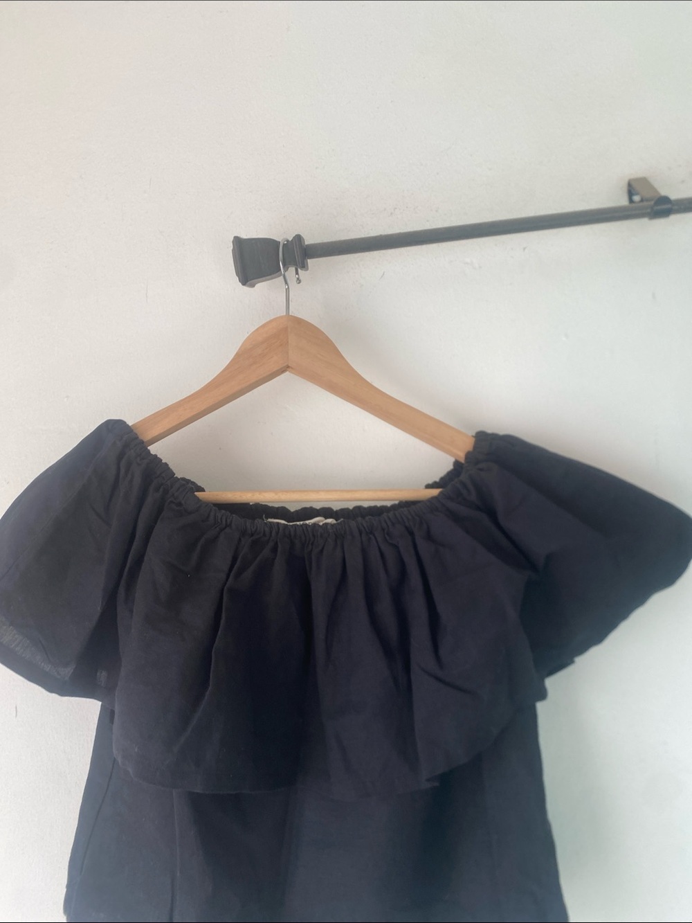 Mara Hoffman S Ruffle Off Shoulder Top - Picture 7 of 8